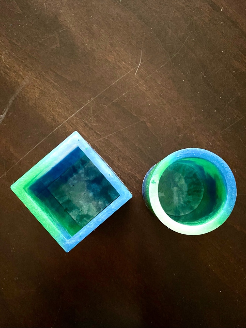 Blue & Green Resin Desk Set - Pen Cup + Square Holder + Bookmark - Picture 7 of 9